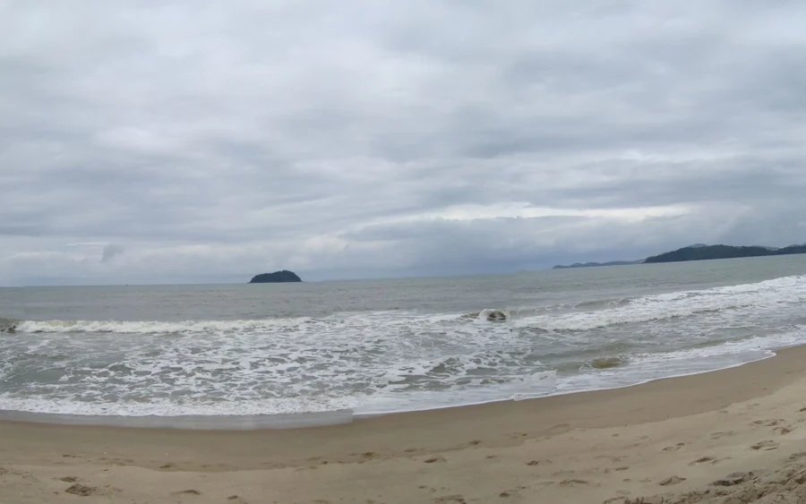 Praia de Balneário Piçarras, Balneário Piçarras