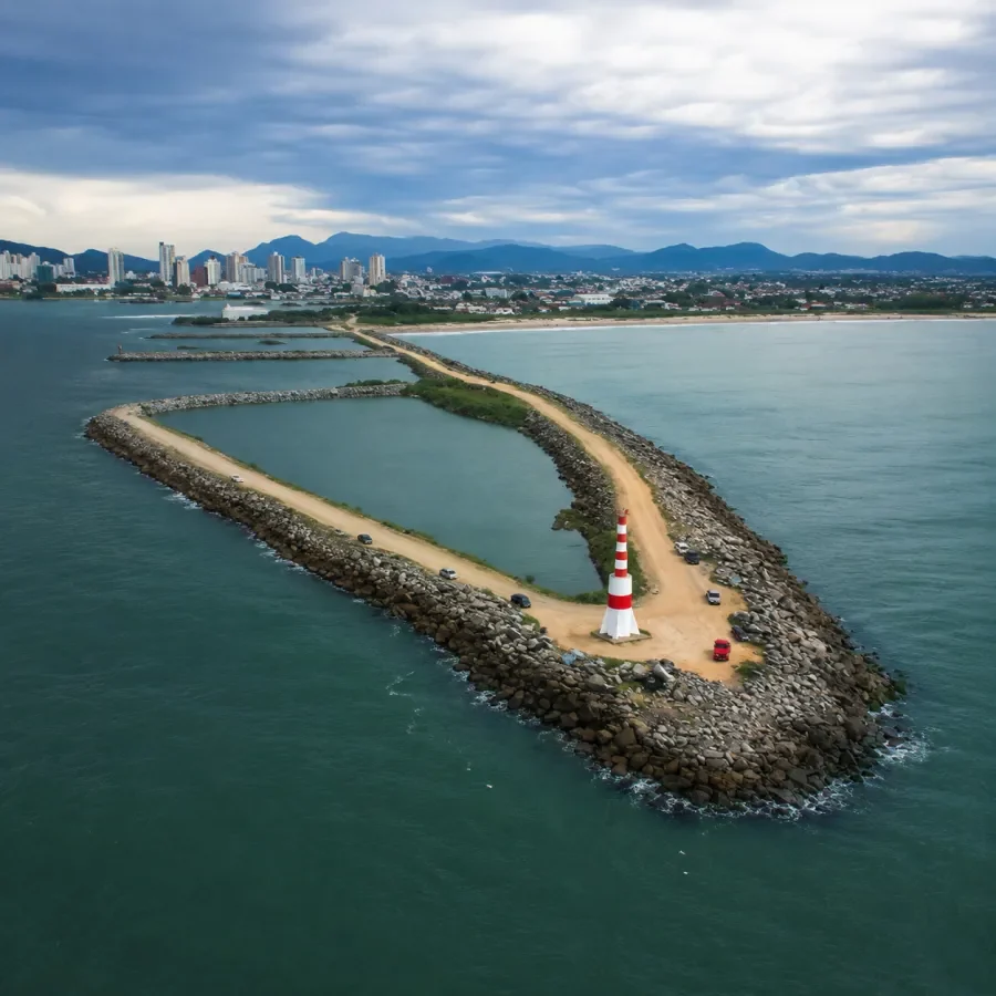 Molhe de Navegantes e farol, Navegantes